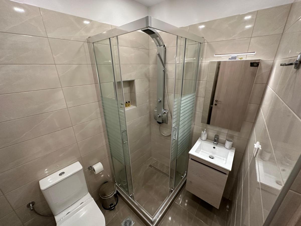 Jj Volos Luxury Center Home Eksteriør bilde